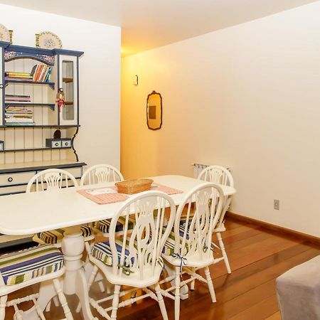 Apartamento Amplo E Aconchegante Na Av Das Hortencias No Centro De Gramado Bagian luar foto