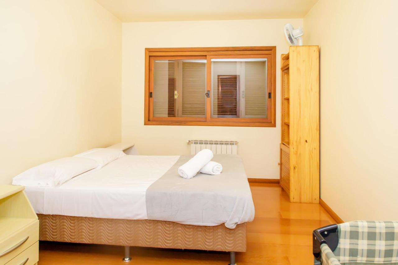 Apartamento Amplo E Aconchegante Na Av Das Hortencias No Centro De Gramado Bagian luar foto