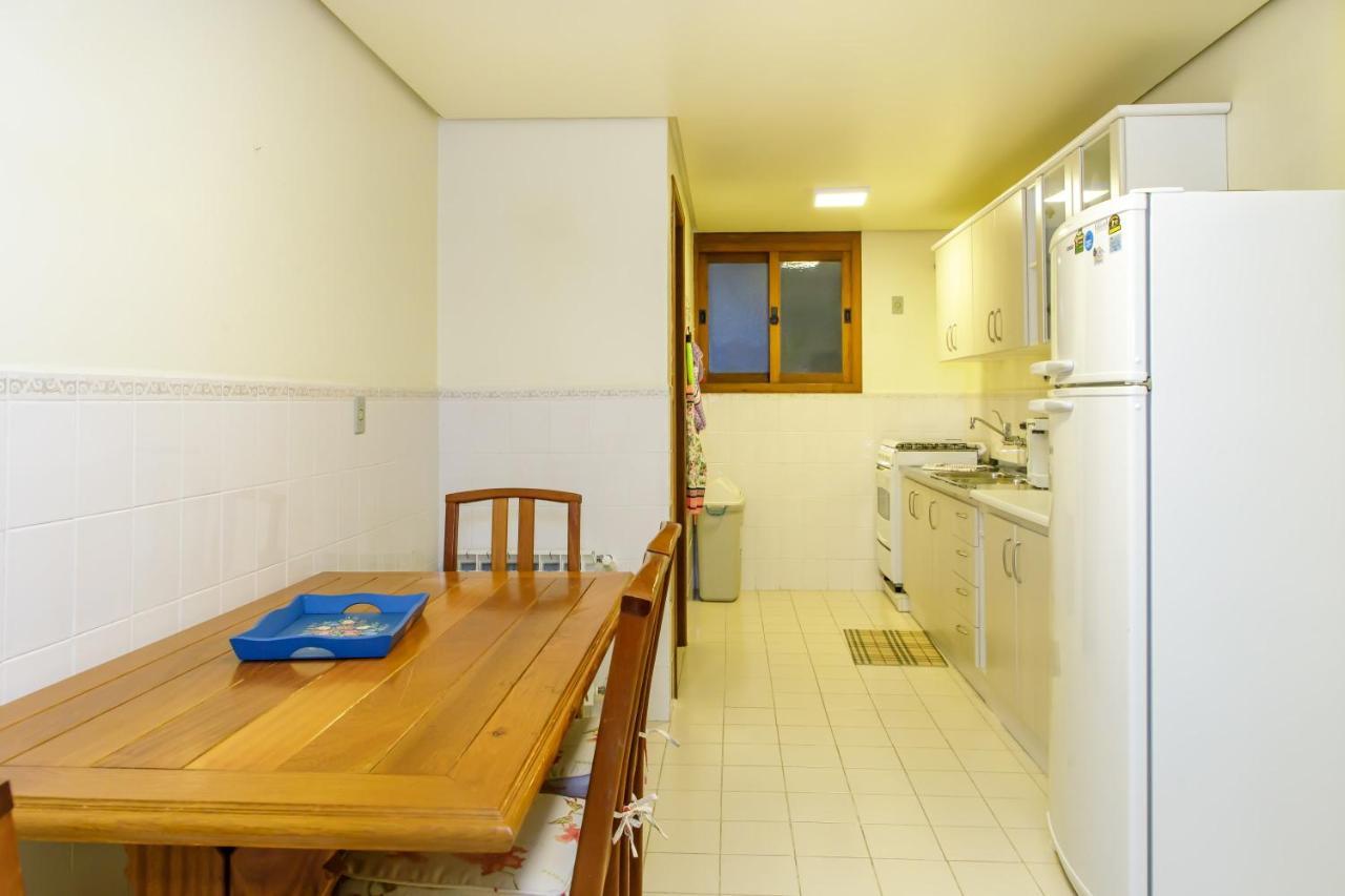 Apartamento Amplo E Aconchegante Na Av Das Hortencias No Centro De Gramado Bagian luar foto