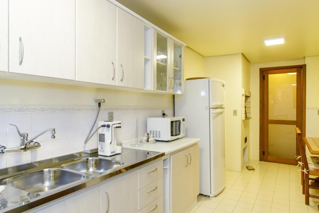 Apartamento Amplo E Aconchegante Na Av Das Hortencias No Centro De Gramado Bagian luar foto