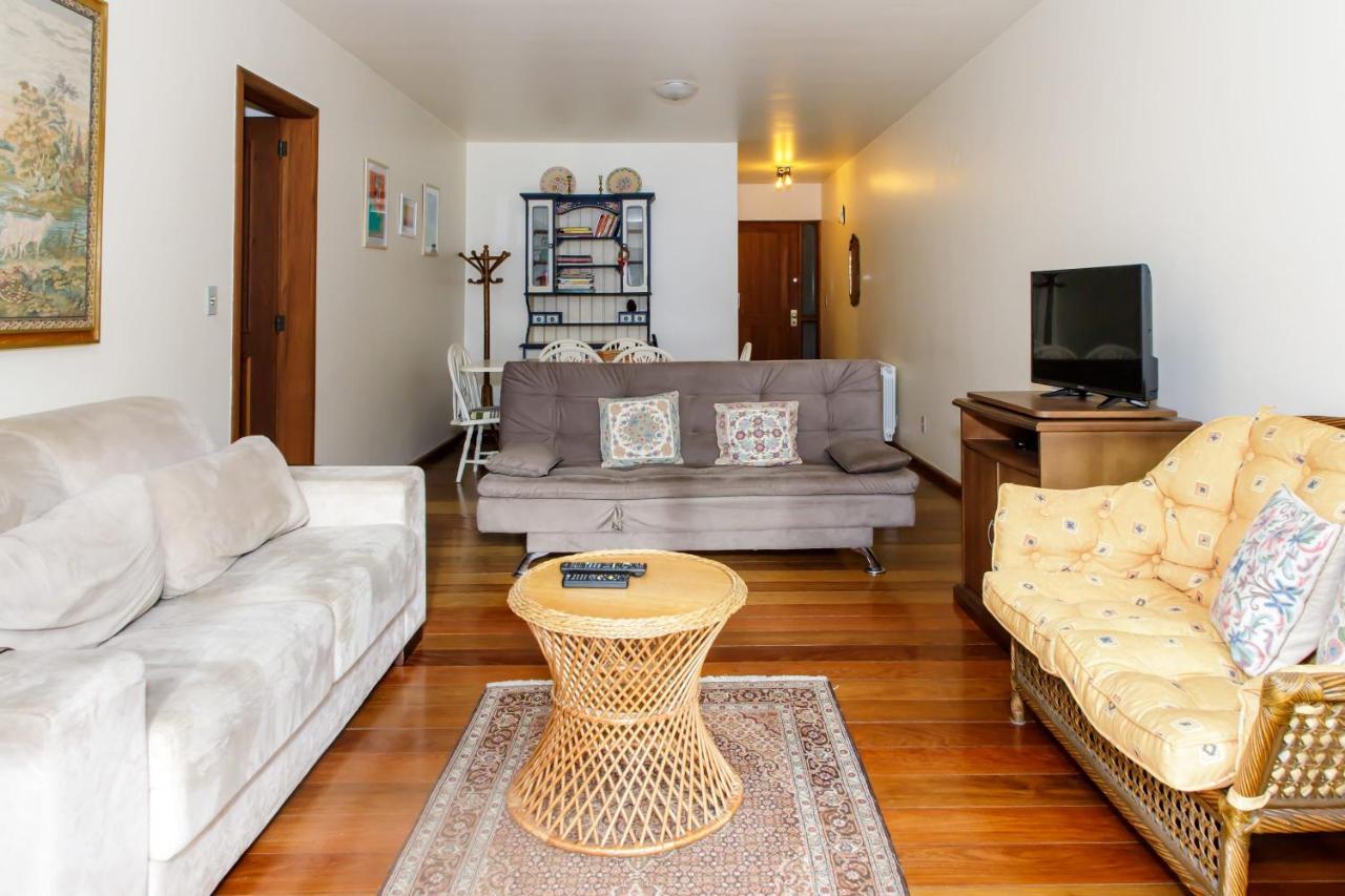 Apartamento Amplo E Aconchegante Na Av Das Hortencias No Centro De Gramado Bagian luar foto