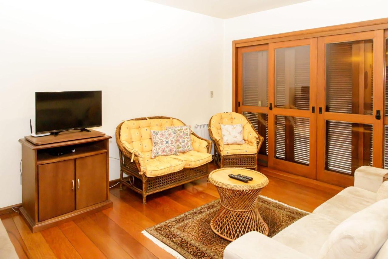 Apartamento Amplo E Aconchegante Na Av Das Hortencias No Centro De Gramado Bagian luar foto