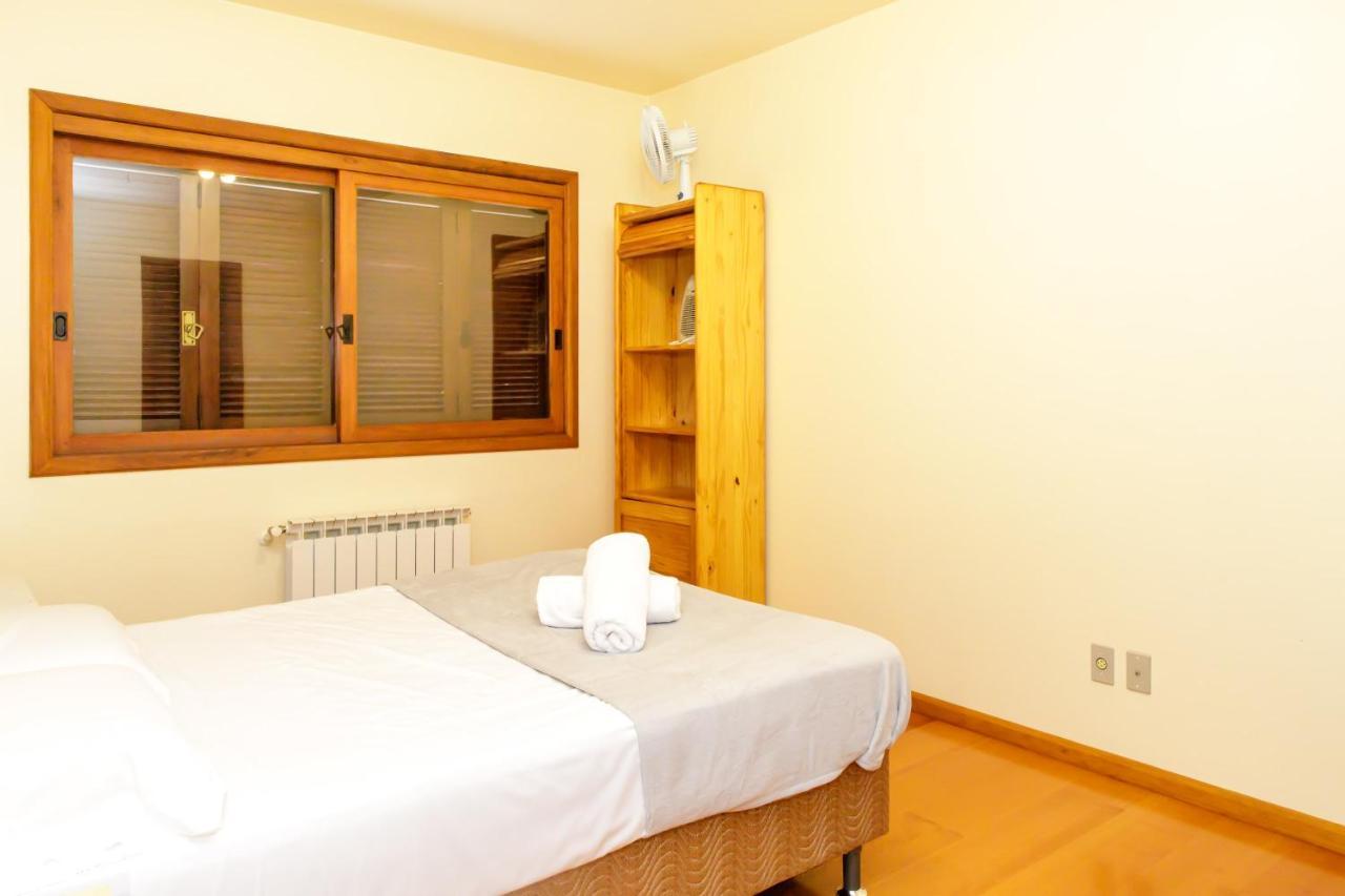 Apartamento Amplo E Aconchegante Na Av Das Hortencias No Centro De Gramado Bagian luar foto