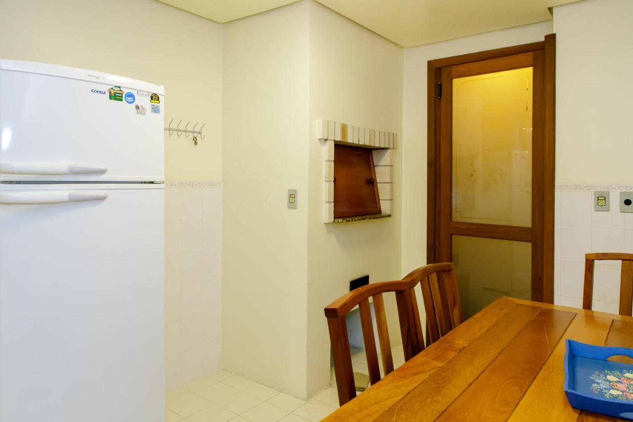 Apartamento Amplo E Aconchegante Na Av Das Hortencias No Centro De Gramado Bagian luar foto