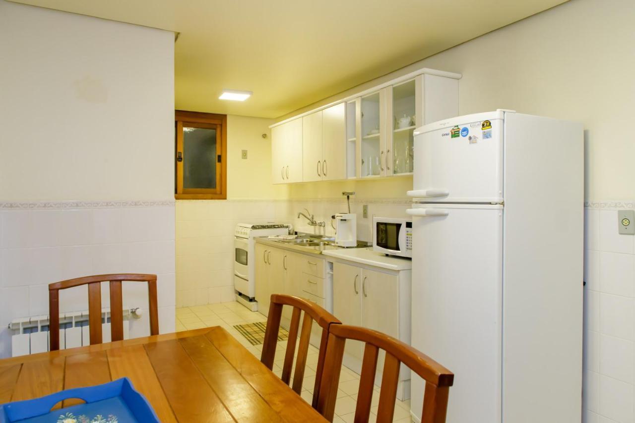 Apartamento Amplo E Aconchegante Na Av Das Hortencias No Centro De Gramado Bagian luar foto