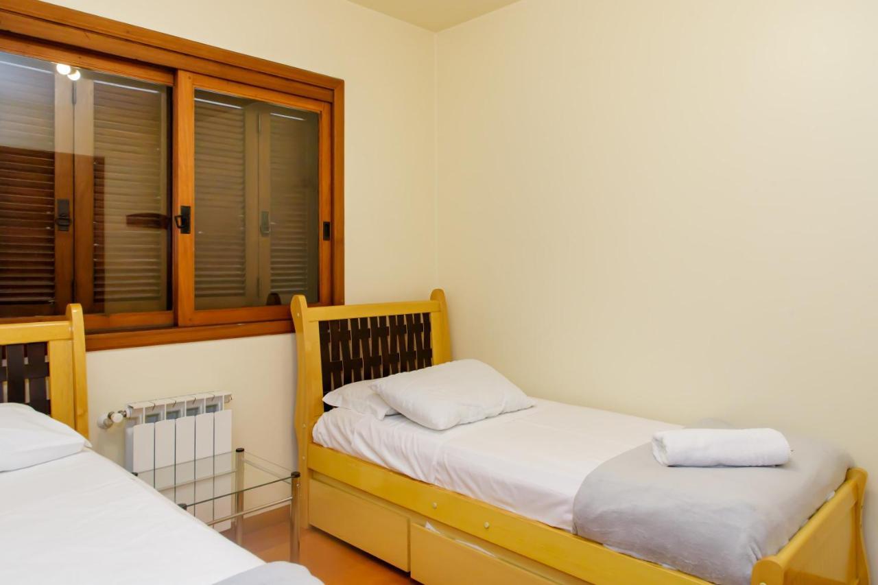 Apartamento Amplo E Aconchegante Na Av Das Hortencias No Centro De Gramado Bagian luar foto